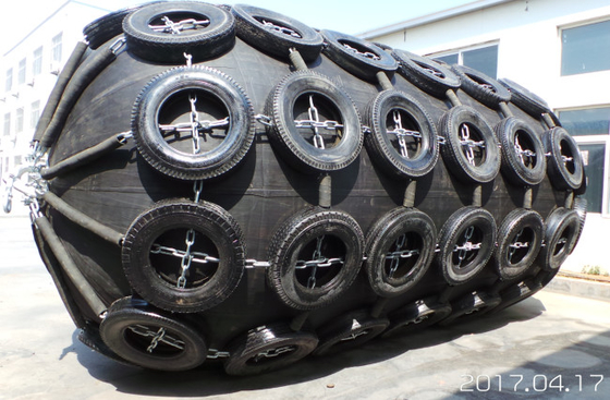 Para-choques infláveis pneumáticos da doca de ISO17357 Marine Fenders Ship Transporting Rubber