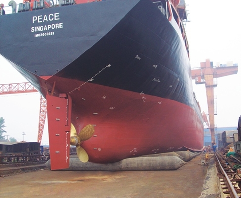 Fender de borracha de alto desempenho para navios para proteção máxima