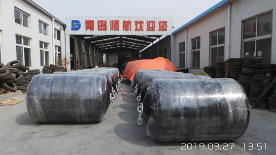 Boia que flutua o protetor Fenders Polyurethane Elastomer de EVA Foam Fender Marine Ocean