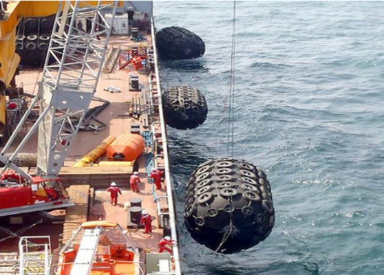 Para-choques de borracha infláveis do para-choque 0.05mpa do barco da proteção de Platfprm do oceano para docas