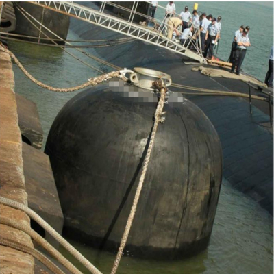 Tipo de borracha natural do estilingue 50kpa do para-choque pneumático submarino de Yokohama